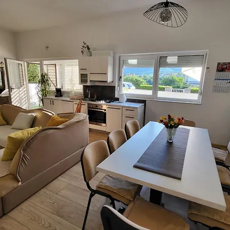 House With A Parking Space - 17533 Holiday home Novi Vinodolski