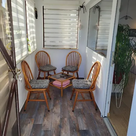 House With A Parking Space - 17533 Holiday home *