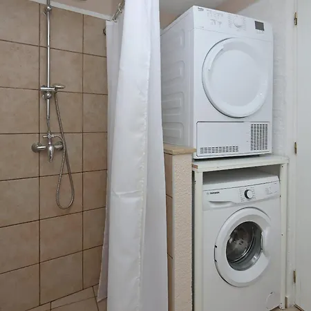 House With A Parking Space - 17533 Tatil Evi